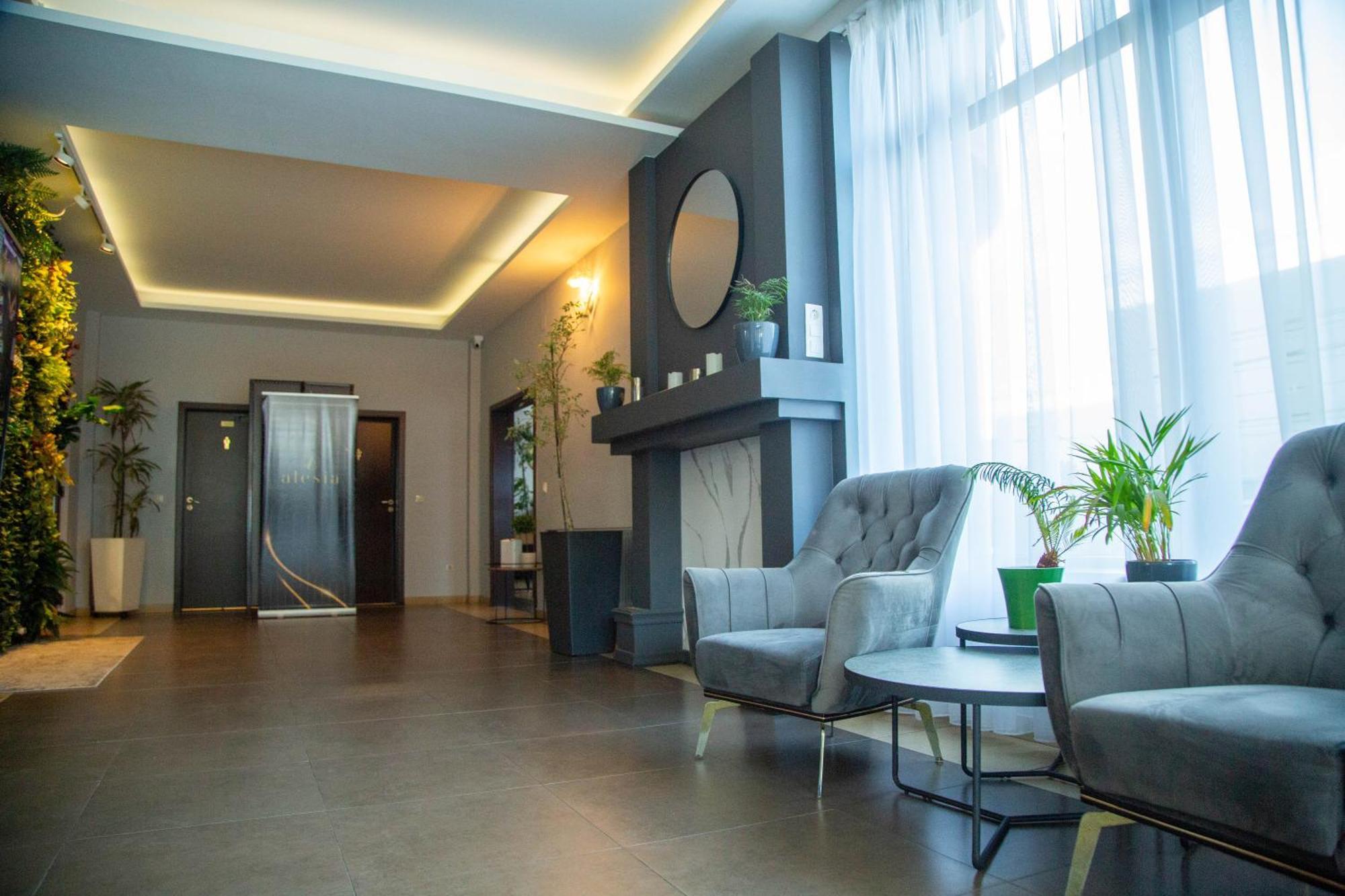 Hotel Restaurant Alesia Corunca Extérieur photo